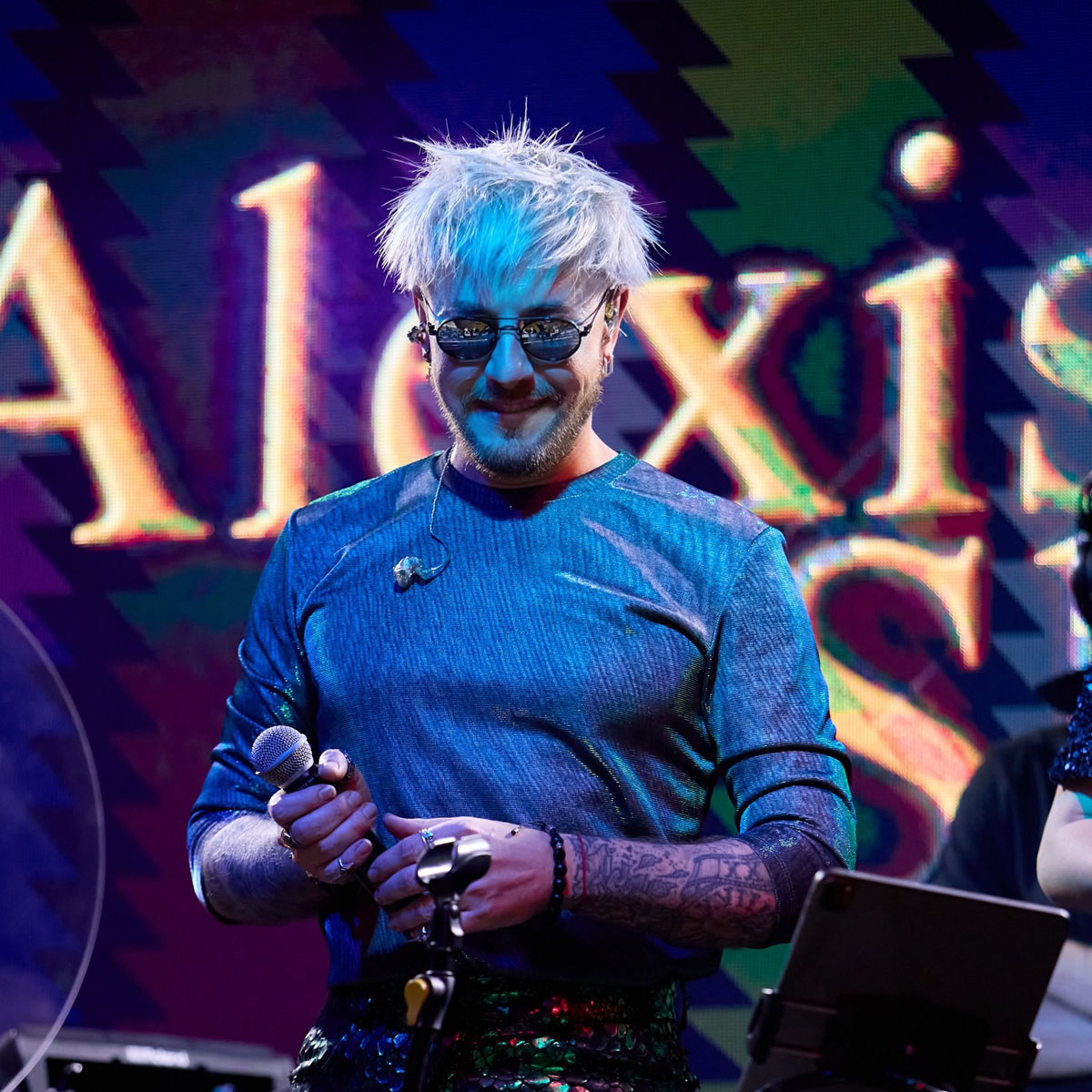 Alexis Skizar concert Moscow musical performance 2026