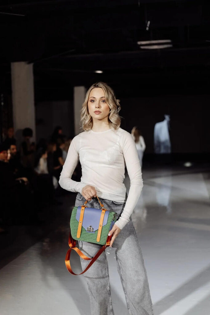 Behind-the-scenes of Zinaida Serova's handmade bag production